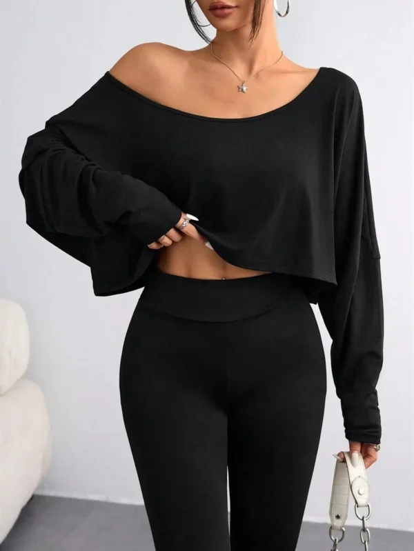 S023817e1ff3347d593ef7d26308cfd79E.webp Women'S Black Long Sleeve Blouse T-shirt Casual Asymmetrical Neck Strapless Top for Sporty