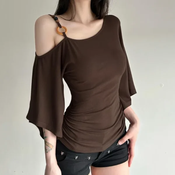 S0814101440264c62b46cdff180c9155dT.webp Retro Spice Girl T-shirt Irregular Off Shoulder Beaded Slanted Collar Pleated Short Sleeved Summer Unique Slimming Top for Women