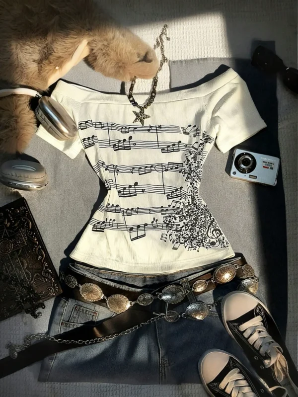 Women's Retro Off-Shoulder Long-Sleeved Slim-Fit T-Shirt, Adorned With Musical Note Print, Fashionable, Y2K Retro Style, High-Quality