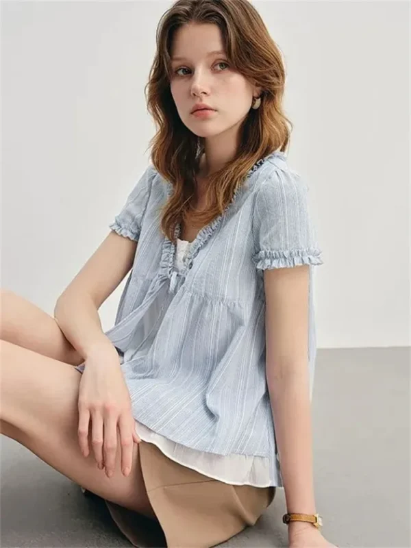Blue Summer Women's irt V-ne Puffy Sve Loose Faionable ort-sved Knot Top Korean Sle Sweet Loose
