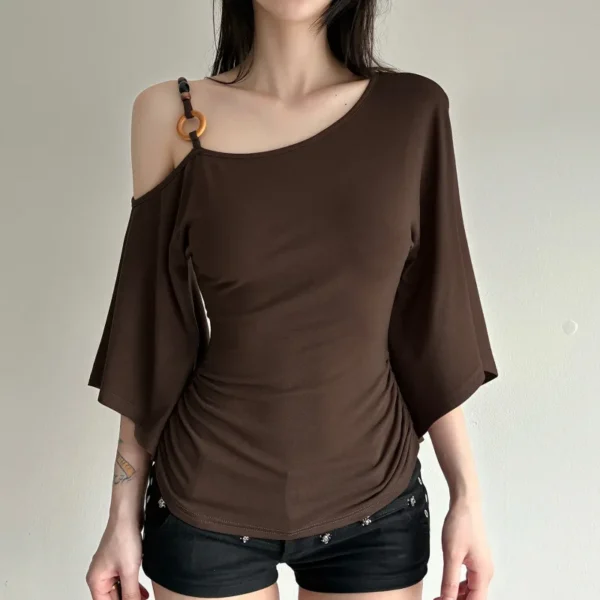 Sc1a1edadbec84d6ea6f694b2d3494bdcQ.webp Retro Spice Girl T-shirt Irregular Off Shoulder Beaded Slanted Collar Pleated Short Sleeved Summer Unique Slimming Top for Women