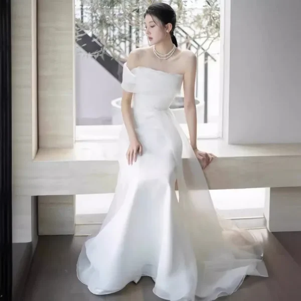 Sd4ca25e403ea4ff68c8c120be9ea32b4y.webp French One Shoulder Light Wedding Dress, Bridal Forest Style Outward Yarn, Simple White Dress, Fish Tail Welcome Yarn 2026