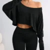 Sd9c7b59a8838414499083fa030237c7eX.webp Women'S Black Long Sleeve Blouse T-shirt Casual Asymmetrical Neck Strapless Top for Sporty